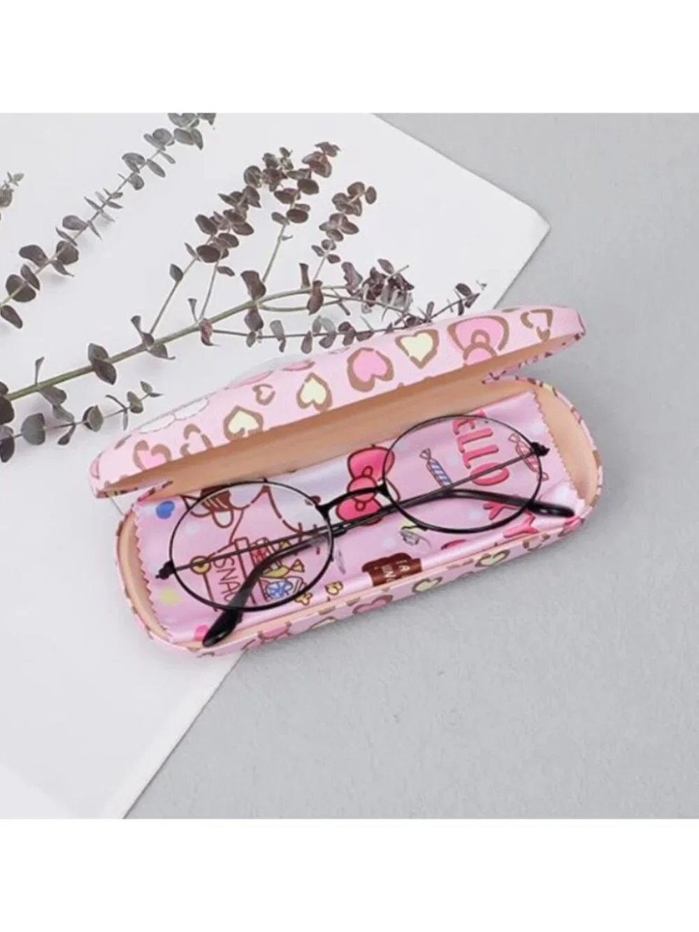 Hello Kitty Pink Leopard Glasses Case Hard Shell Eyeglass Holder Cute Travel